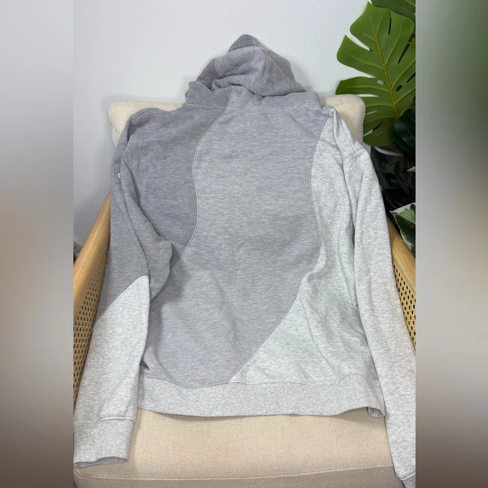 Alo Yoga Make Waves Hoodie Size small